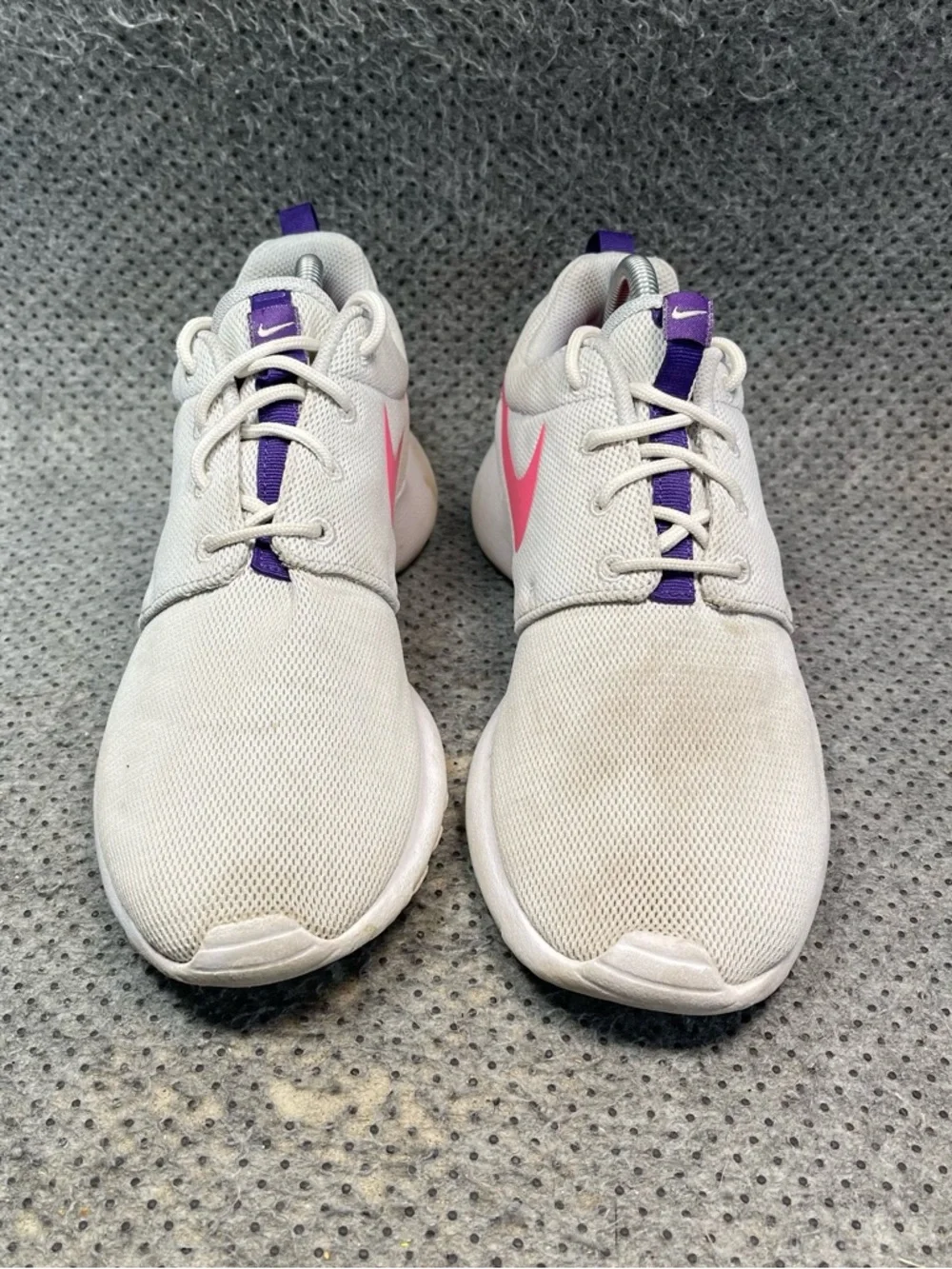 Nike Roshe One Running Shoes Size 10 Women’s